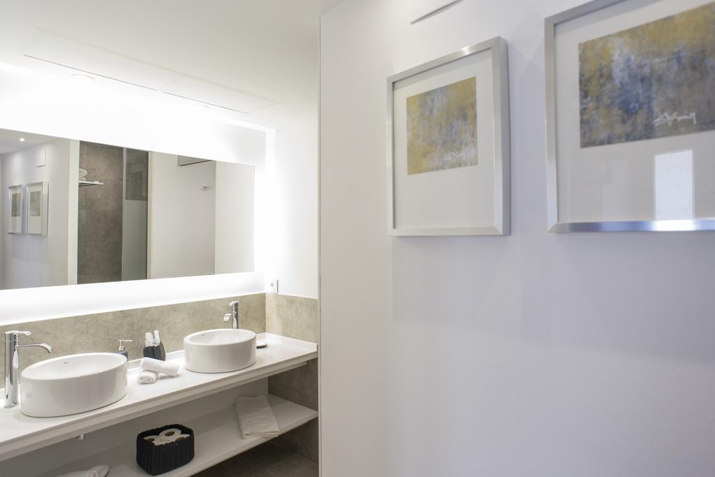 קאלדס דה מונטבוי Casa De Poble Termes Romanes מראה חיצוני תמונה